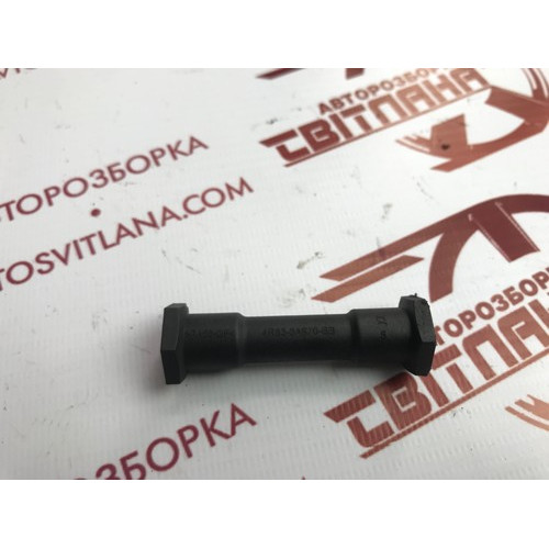 Кріплення декоративної кришки двигуна Jaguar XF 2008-2015 4R836A970BB